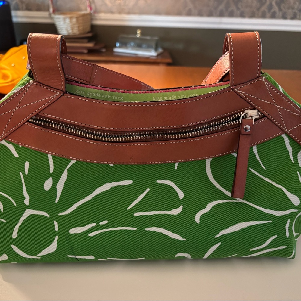 Kate Spade Green and Tan Shoulder Bag - Picture 7 of 7